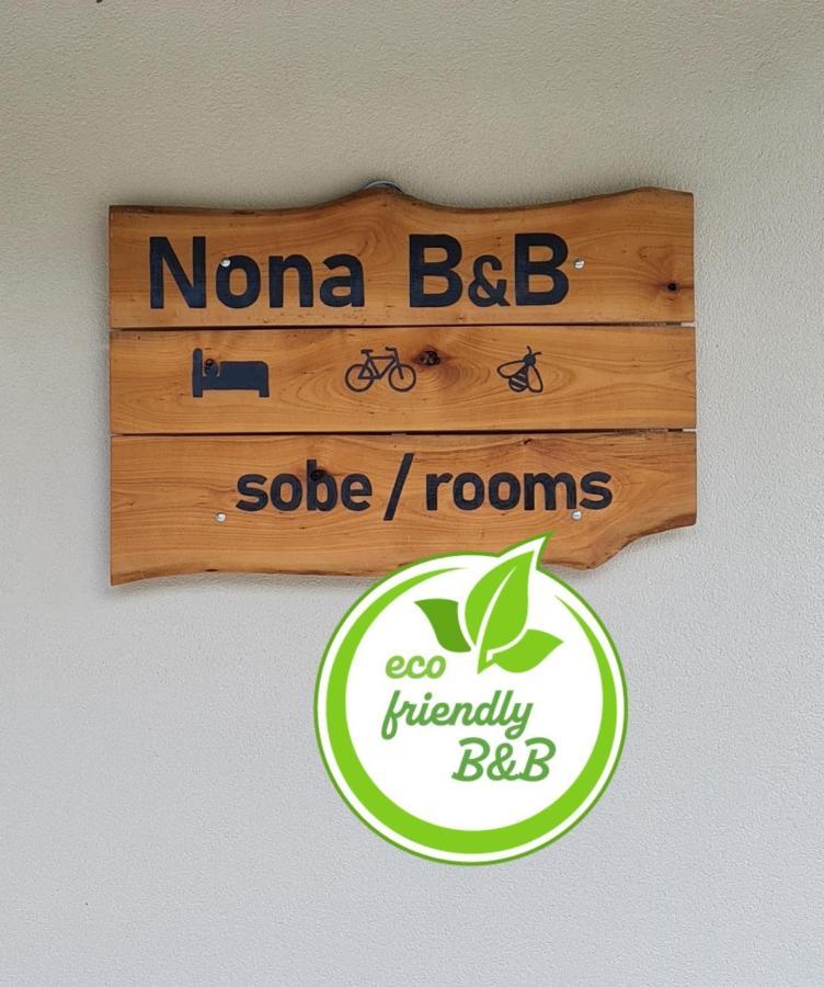Bed and Breakfast Nona Bb Постойна Экстерьер фото